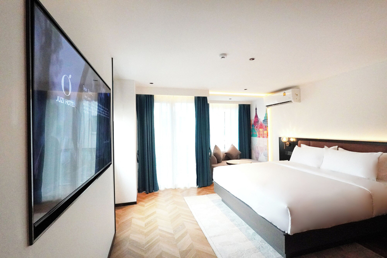 Bedroom 2, L-Seven Hotel, Huai Kwang