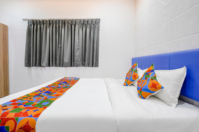 Bedroom 3, FabHotel Vrundavan - Parle Point, Umra Gam, Athwa, Surat