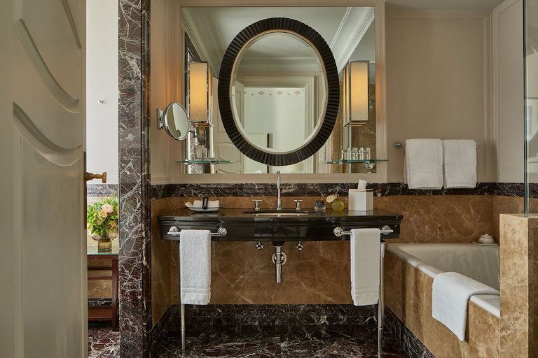 Bathroom 3, Four Seasons Gresham Palace, Budapesti