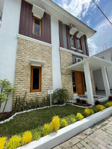 Exterior 1