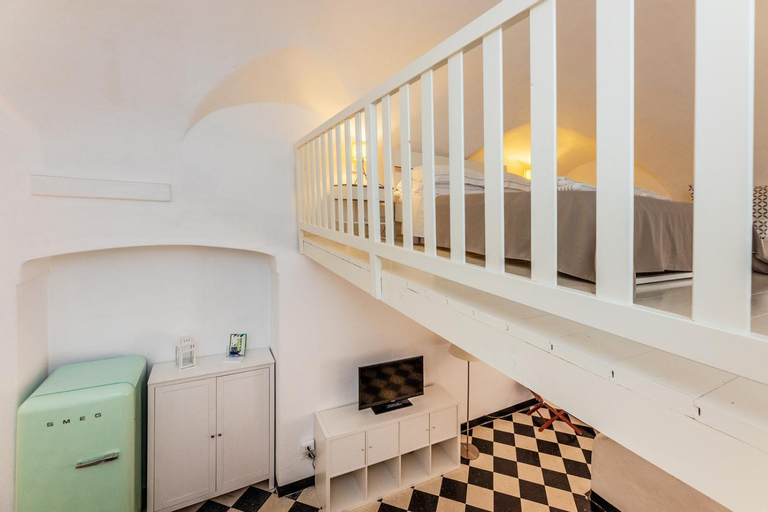 Others 5, Le Casasse "Grecale", Savona