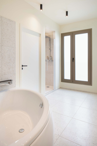 Bathroom 6