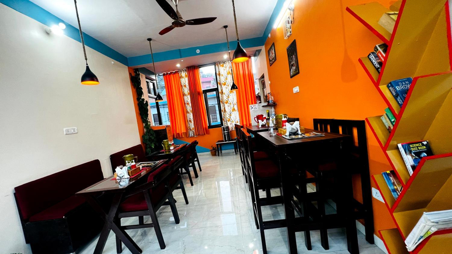 Food & Drinks 4, MangalMurti Himalyan Hotel, Almora