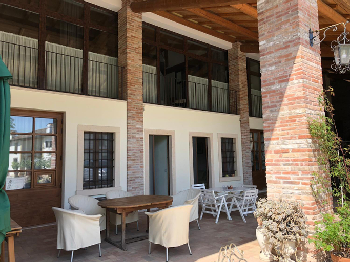 Restaurant 8