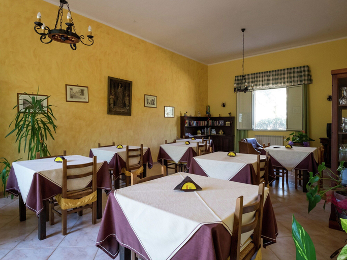 Food & Drinks 5, Holiday Home in Sciacca with Garden, Swimming Pool, Parking, Agrigento