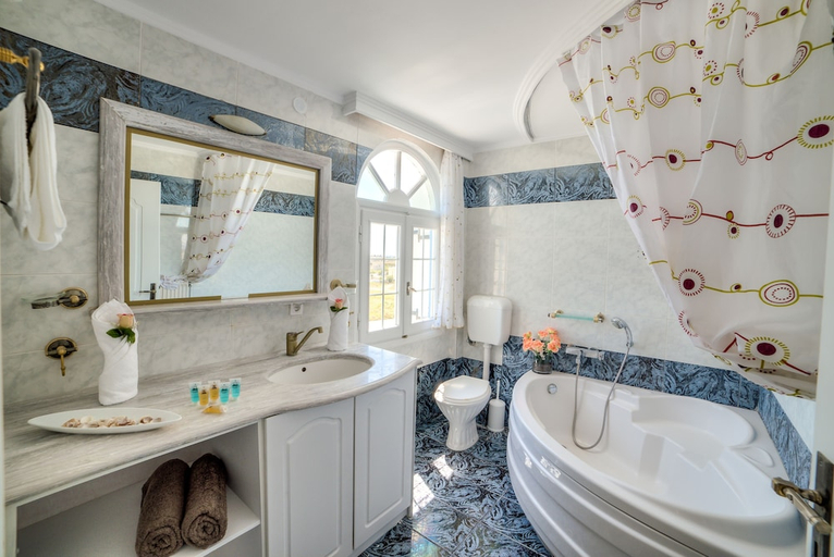 Bathroom 5, Pantheon Hotel, South Aegean