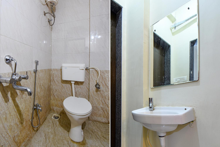 Bathroom 4, FabHotel 4 Star Executive, Pune