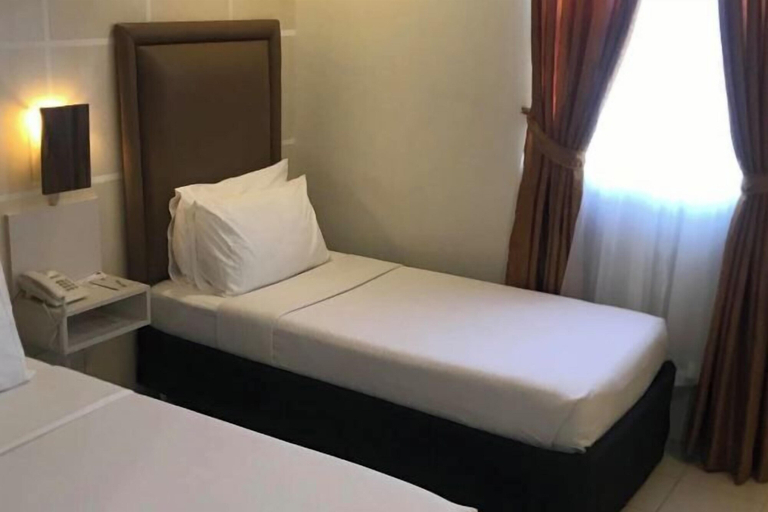 Bedroom 6