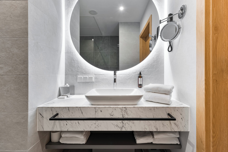 Bathroom 5, Hotel Crystal Mountain, Cieszyn