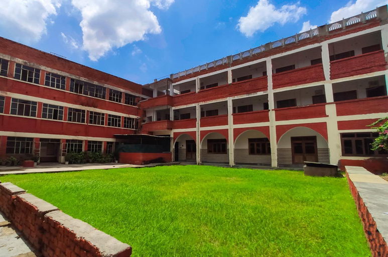Hotel Goverdhan, Agra