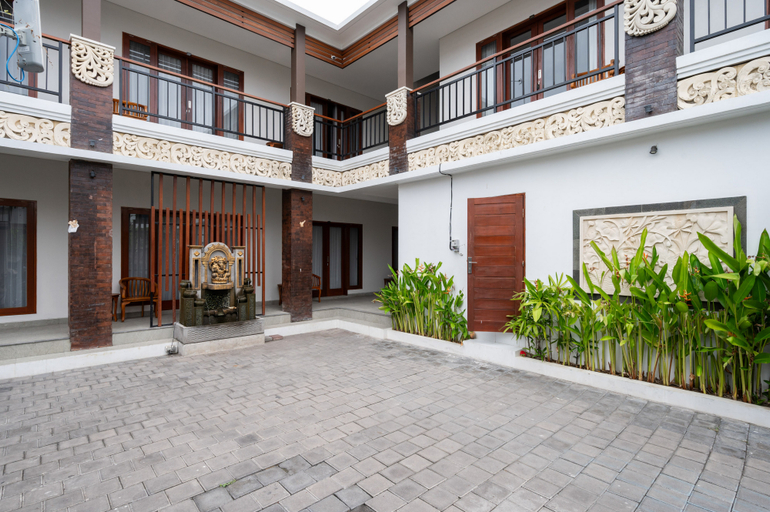 Exterior & Views 2, RedDoorz Plus @ Yasa’s Living Denpasar, Denpasar