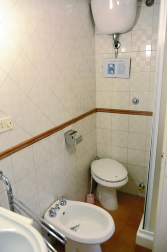 Bathroom 2, Appartamento Roma Coronari Suite, Roma