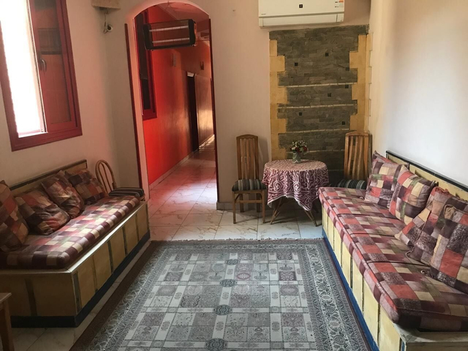 Others 4, Golden Hotel, Qasr an-Nil