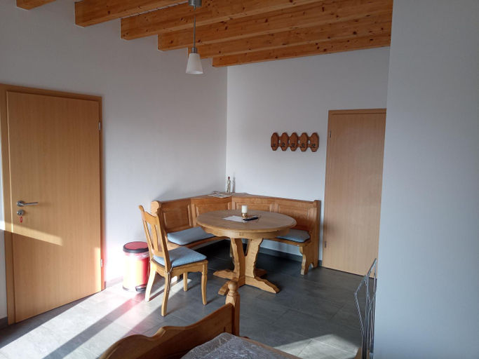 Others 4, Sonnenhof, Limburg-Weilburg