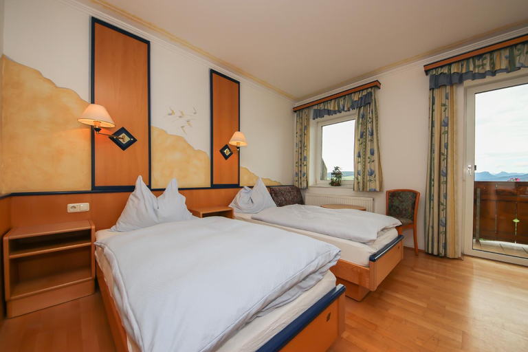 Bedroom 2, Landgasthof Franz Josef, Salzburg Umgebung