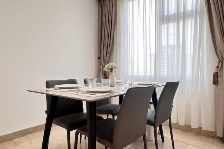 Dining Room 6