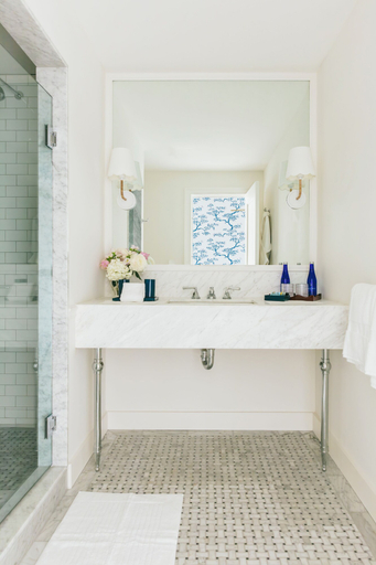 Bathroom 4, Gardiner House, Newport