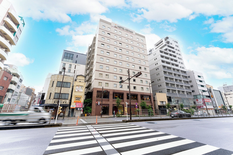 Exterior & Views 18