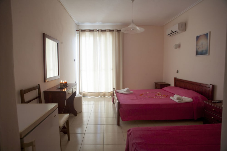 Bedroom 4, Francisco Hotel, Peloponnese