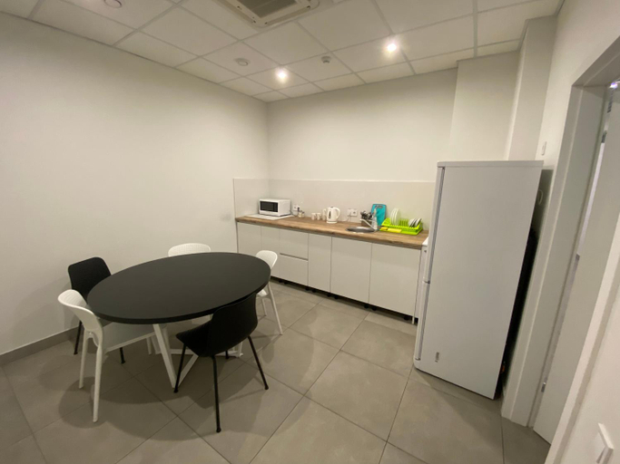 Others 5, Kyivpasservis HOSTEL, Holosiïvs'kyi