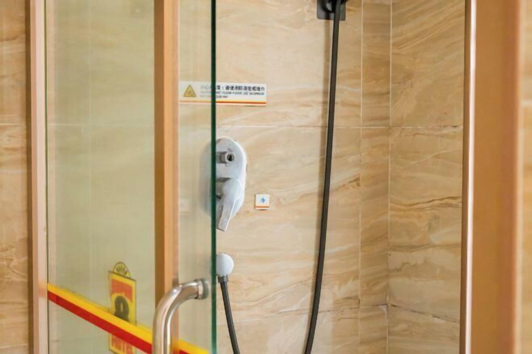 Bathroom 9