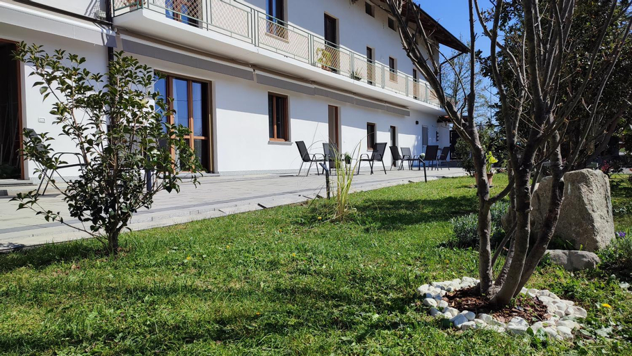 Nautica Tarello - Casa Ena BeB, Biella