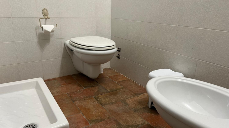 Bathroom 5, Villa Felici Occidentalis, Frosinone