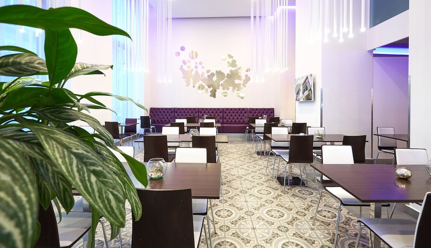 Food & Drinks 5, 12 Revay Hotel, Budapesti