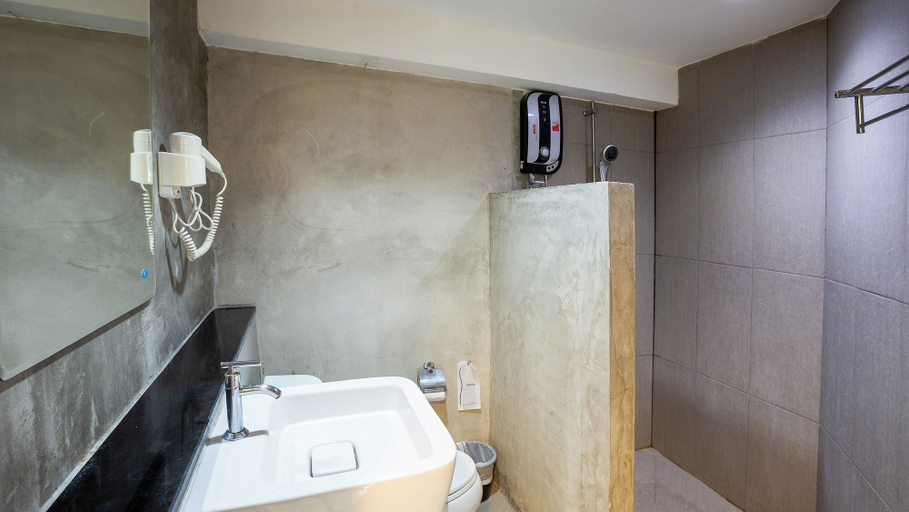 Bathroom 5, B2 Sea View Pattaya Boutique & Budget Hotel, Sattahip