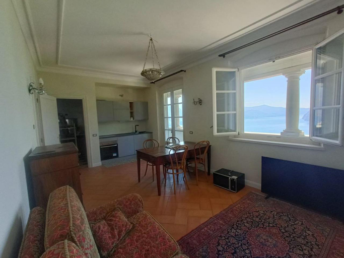 Others 5, Villa Helene, Bergamo