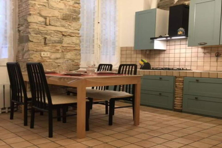 Dining 2, Caratteristico Appartamento In Centro, Imperia