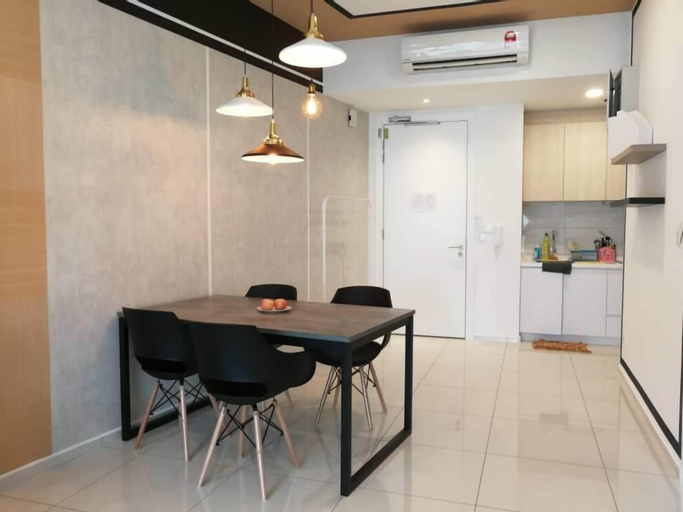 Dining Room 10