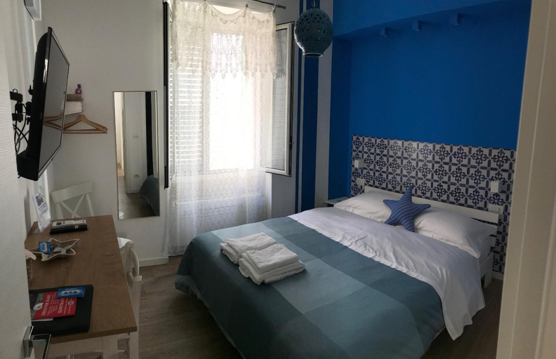 Bedroom 2, B&B Via dell'Azzurra, Bari