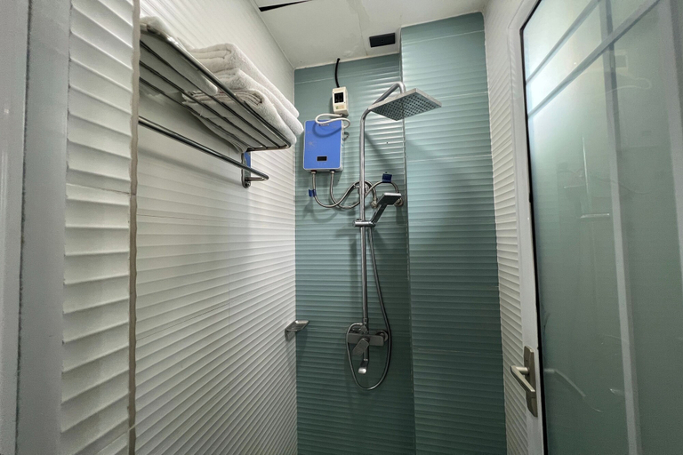 Bathroom 4, Qingqing Hotel Pasay Manila near MOA, Pasay City