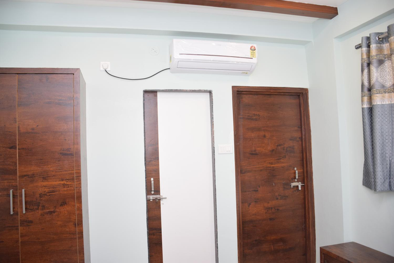 Others 4, Shankar Residency, Akkalkot, Solapur