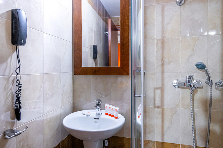 Bathroom 5, Faros 1 Hotel, Attica
