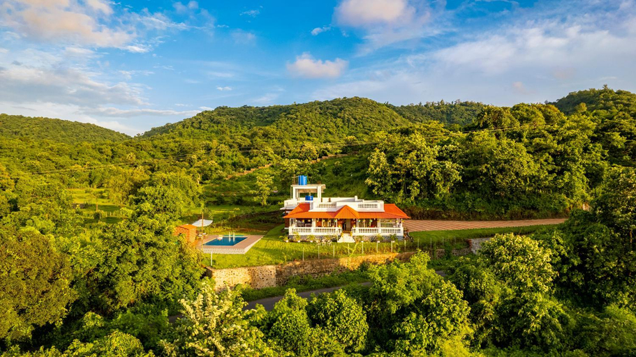 Others 3, Ocean Paradise By Spicy Mango, Raigarh
