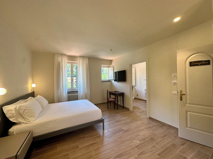 Bedroom 3, La Ninfa Hotel, Lucca