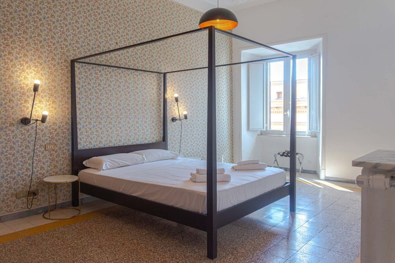 Bedroom 5, Villa Borghese Large Apartment, Roma