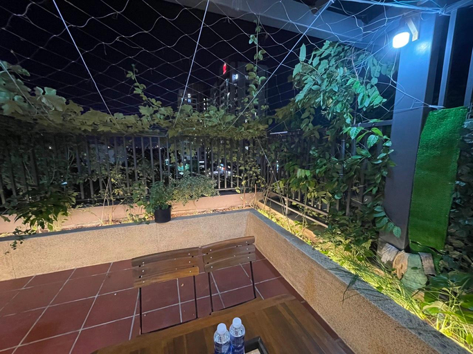 Others 5, BIN'S HOUSE, District 12