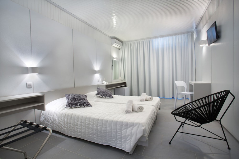 Bedroom 3, Hippocampus Hotel, South Aegean