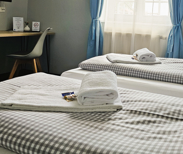 Bedroom 23