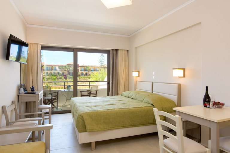 Bedroom 2, Trefon Hotel Apartments and Family Suites, Crete
