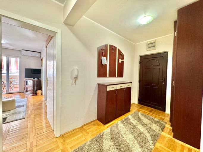 Others 5, Family Two Bedroom Apartment Vera