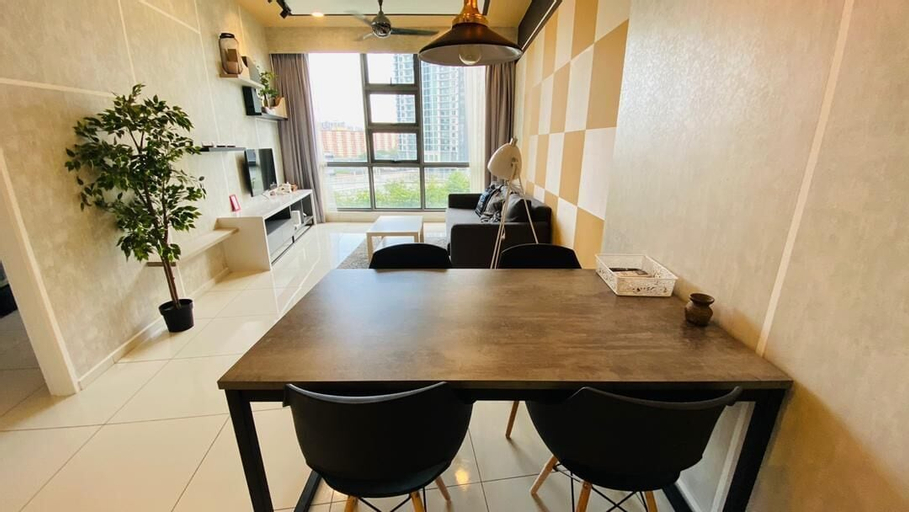 Dining Room 12