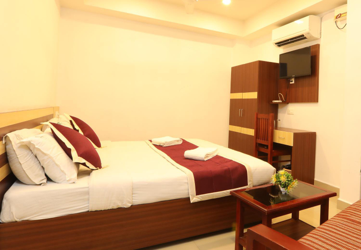 Others 5, Puthens Capitol Inn, Ernakulam