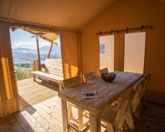 Others 5, Residence Piatana, Corse-du-Sud