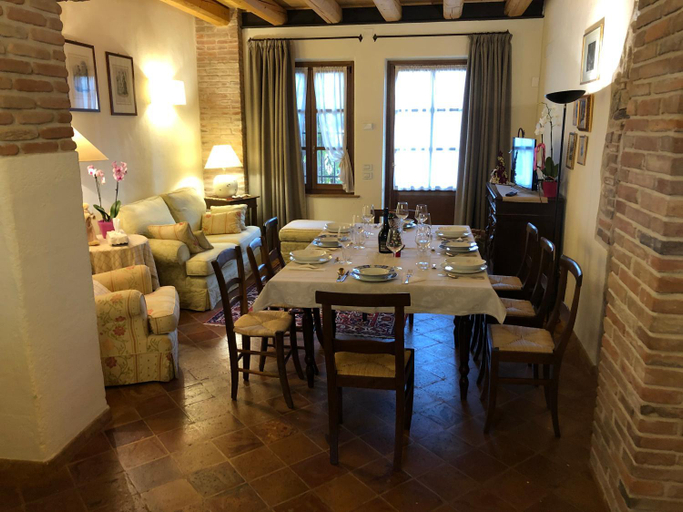 Dining Room 14
