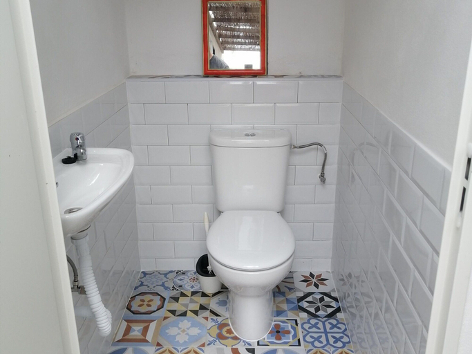 Bathroom 5, Villa in Isla Cristina Near Santana Beach, Huelva