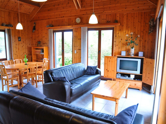 Others 5, Bungalow in Peaceful Environment, Namur